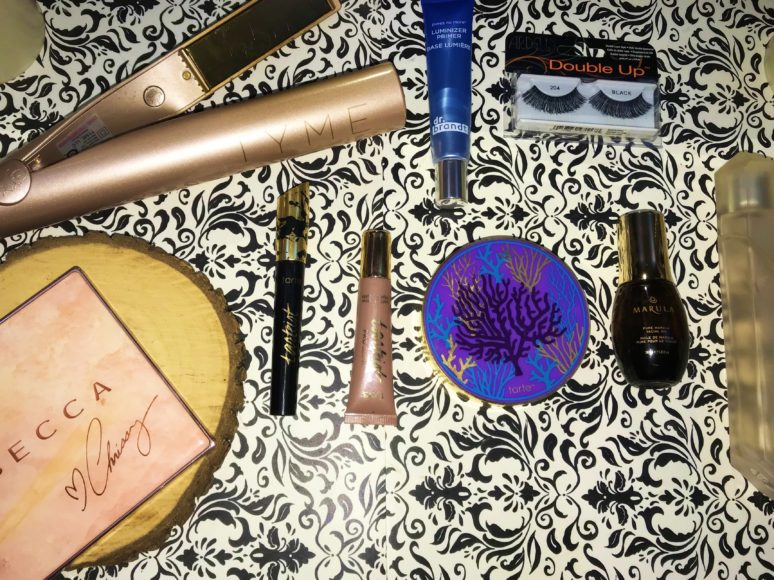 Alysha Ellen makeup bag